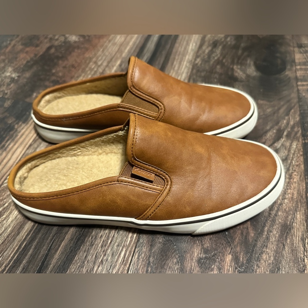 Lugz Mule Slip-on Shoe. Size 7.5.